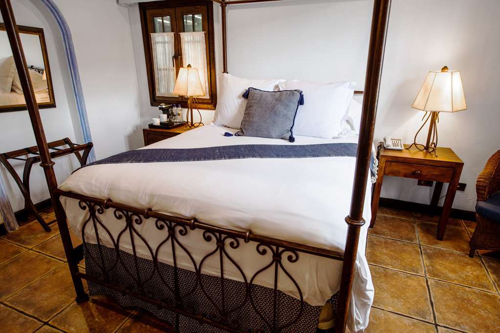 Casa Encantada By Porta Hotels أنتيغوا غواتيمالا الغرفة الصورة